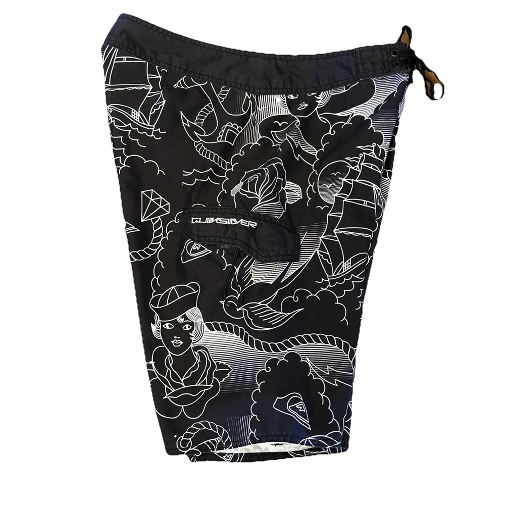 VTG Quiksilver Board Shorts Traditional Tattoo Alt Surf 90s Y2K RN114199 CA52199 - Picture 3 of 11